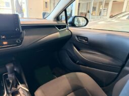 
										2022 Toyota Corolla Le Cvt full									