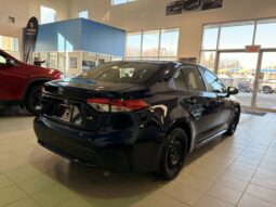 
										2022 Toyota Corolla Le Cvt full									