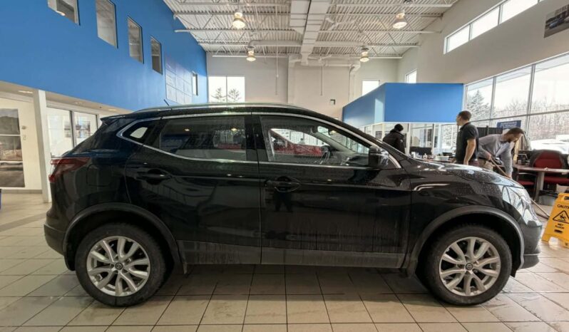 
								2023 Nissan Qashqai Sv Awd Cvt full									