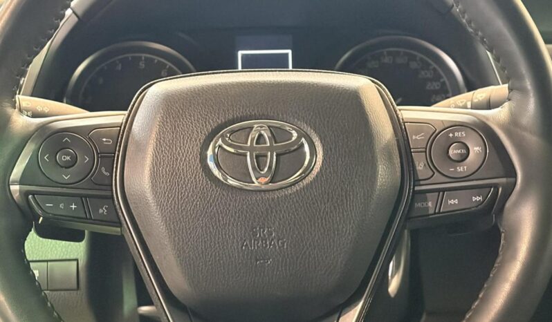 
								2024 Toyota Camry SE full									