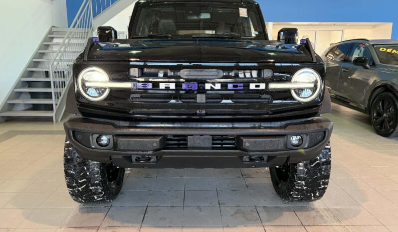 
								2025 Ford Bronco Outer Banks 4 Door full									