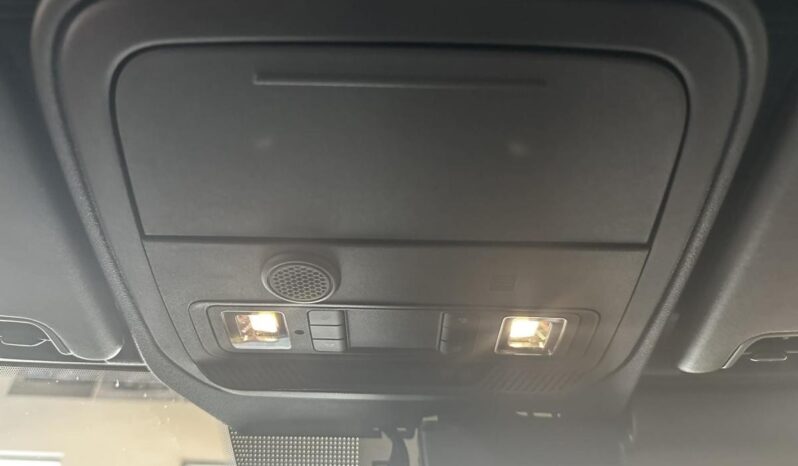 
								2025 Ford Bronco Outer Banks 4 Door full									