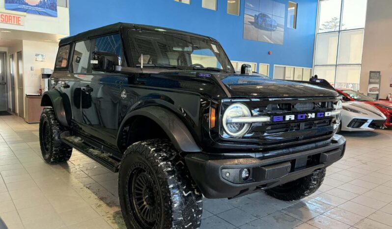 
								2025 Ford Bronco Outer Banks 4 Door full									