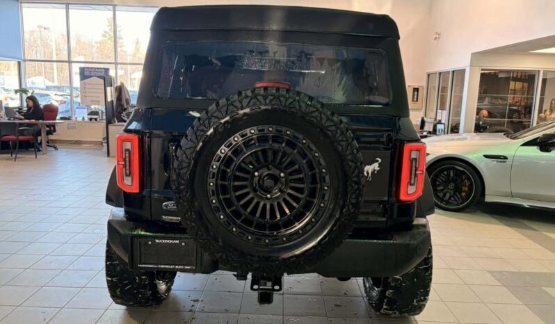 
								2025 Ford Bronco Outer Banks 4 Door full									