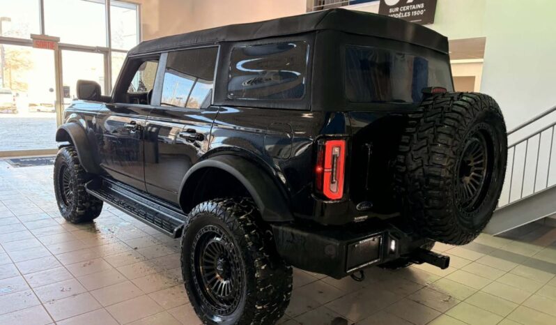 
								2025 Ford Bronco Outer Banks 4 Door full									