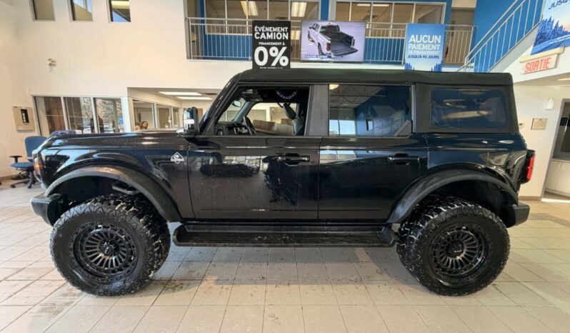 
								2025 Ford Bronco Outer Banks 4 Door full									