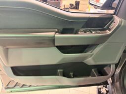 
										2025 Ford F-150 Lightning Xlt 4wd Supercrew full									