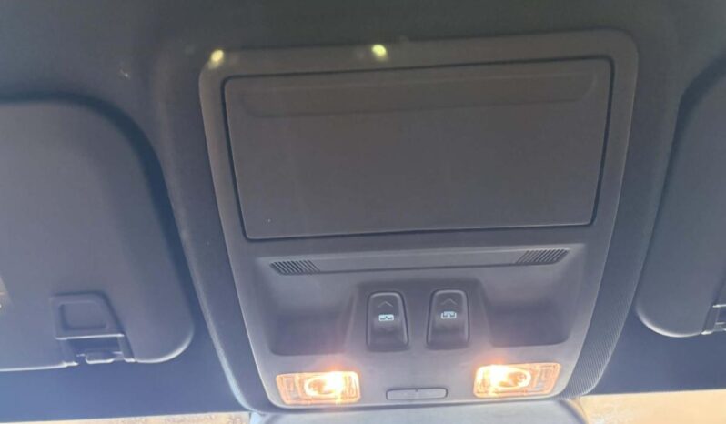 
								2025 Ford Escape St-Line Awd full									