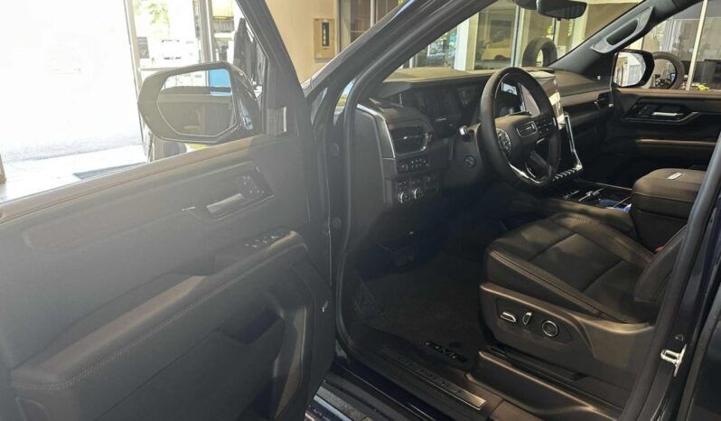 
								2025 GMC Yukon 4wd 4dr Denali full									