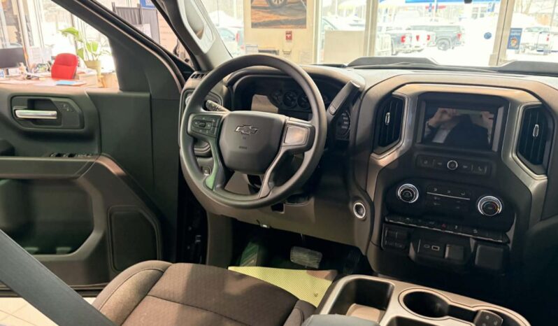 
								2026 Chevrolet Silverado 1500 Crew Cab Standard full									