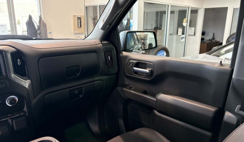 
								2026 Chevrolet Silverado 1500 Crew Cab Standard full									