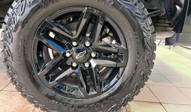 
								2026 Chevrolet Silverado 1500 Crew Cab Standard full									