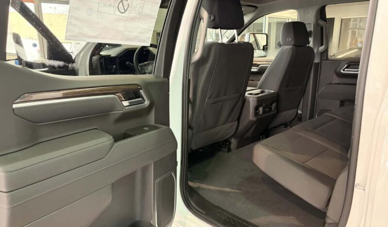 
								2026 Chevrolet Silverado 1500 Crew Cab Standard full									