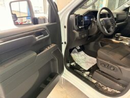 
										2026 Chevrolet Silverado 1500 Crew Cab Standard full									