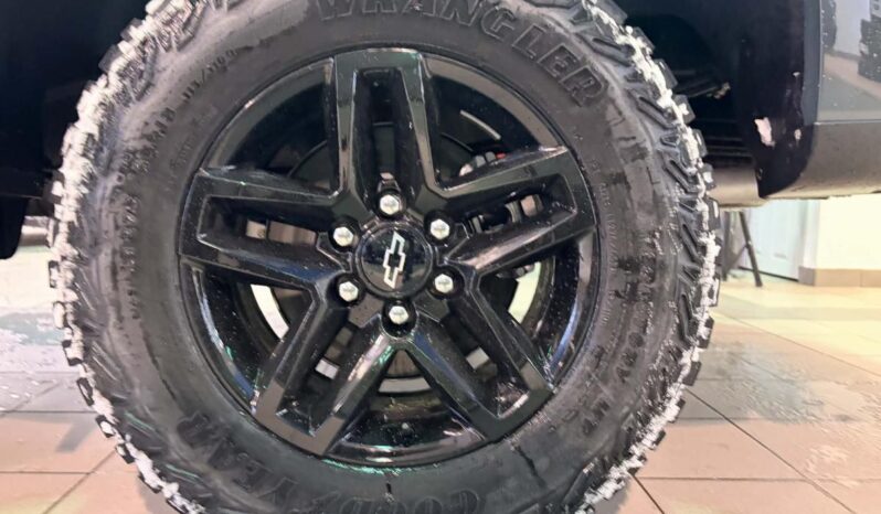 
								2026 Chevrolet Silverado 1500 Crew Cab Standard full									