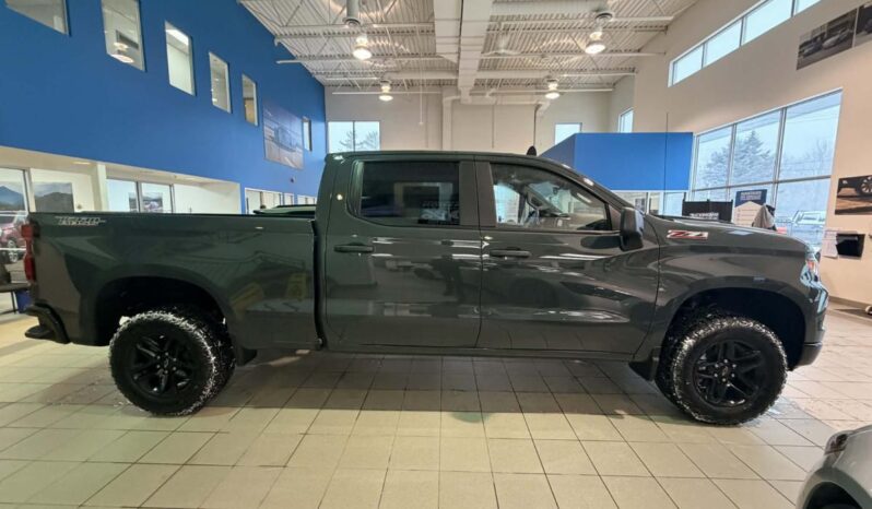 
								2026 Chevrolet Silverado 1500 Crew Cab Standard full									