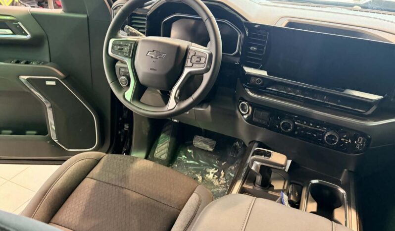 
								2026 Chevrolet Silverado 1500 Crew Cab Standard full									