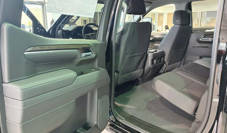 
								2026 Chevrolet Silverado 1500 Crew Cab Standard full									