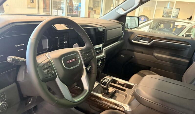 
								2026 GMC Sierra 1500 Crew Cab Standard full									