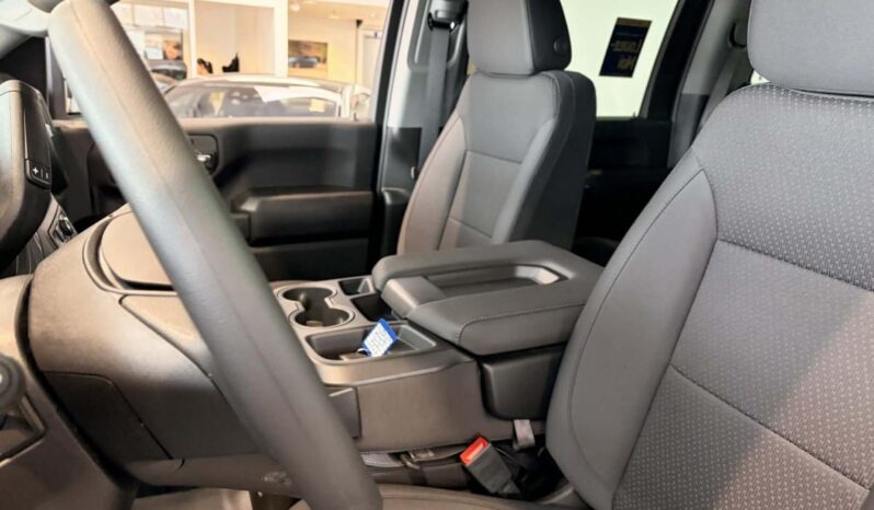 
								2026 GMC Sierra 2500 Crew Cab Long Box 4 full									