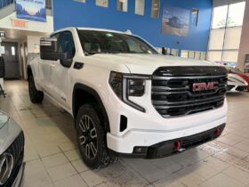 2026 GMC Sierra 1500 Crew Cab Standard