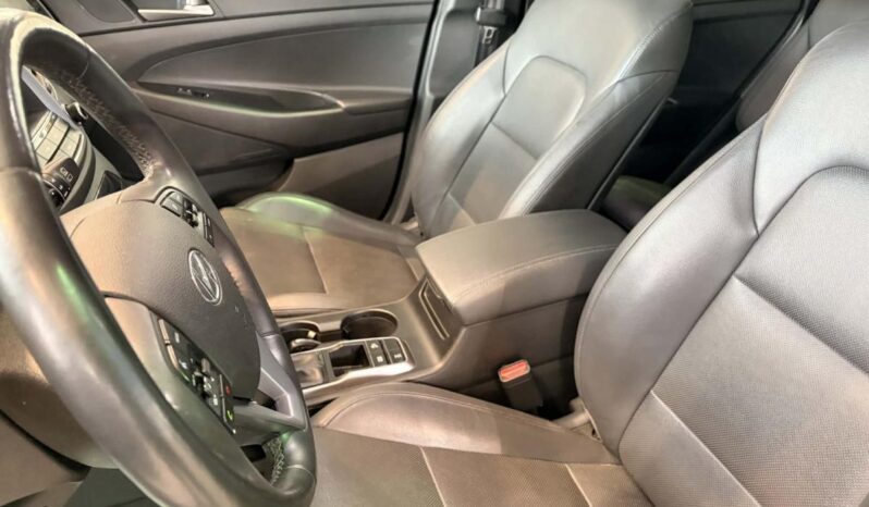 
								2018 Hyundai Tucson Awd 1.6t Se full									