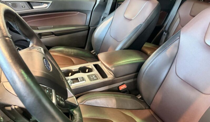 
								2021 Ford Edge Titanium Awd full									