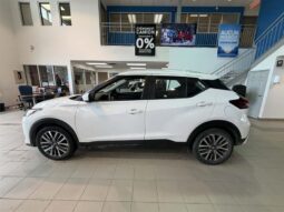 
										2021 Nissan Kicks Sv Cvt full									