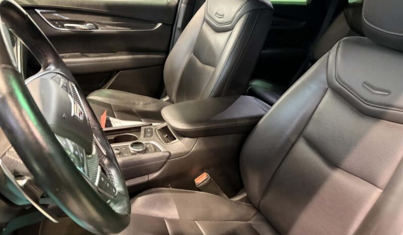 
								2022 Cadillac XT5 Sport Awd full									