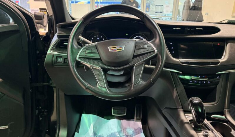 
								2022 Cadillac XT5 Sport Awd full									