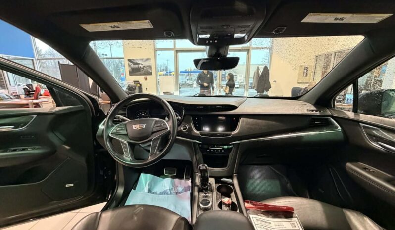 
								2022 Cadillac XT5 Sport Awd full									