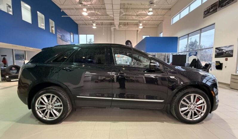 
								2022 Cadillac XT5 Sport Awd full									