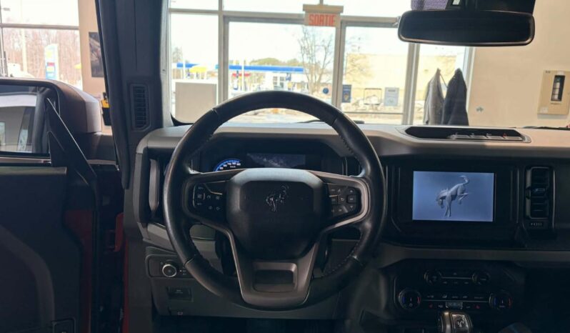 
								2022 Ford Bronco 4-Door Black Diamond full									