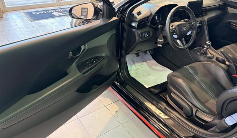 
								2022 Hyundai Veloster N 6sp full									