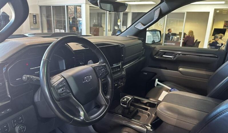 
								2023 Chevrolet Silverado 1500 Crew Cab 4×4 Zr2 full									