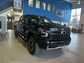 2023 Chevrolet Silverado 1500 Crew Cab 4×4 Zr2