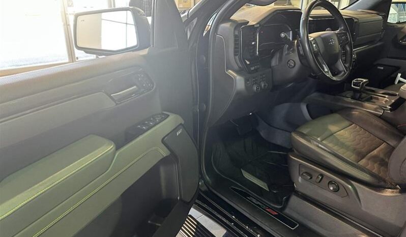 
								2023 Chevrolet Silverado 1500 Crew Cab 4×4 Zr2 full									