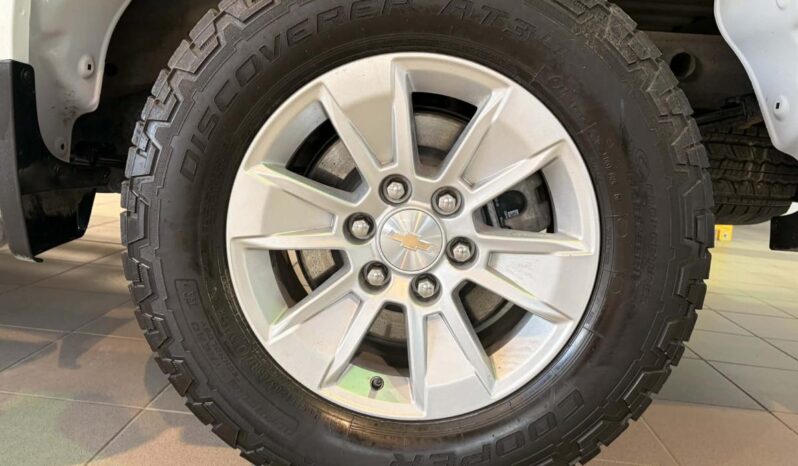 
								2024 Chevrolet Silverado 1500 Regular Cab Long Box full									