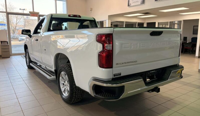 
								2024 Chevrolet Silverado 1500 Regular Cab Long Box full									