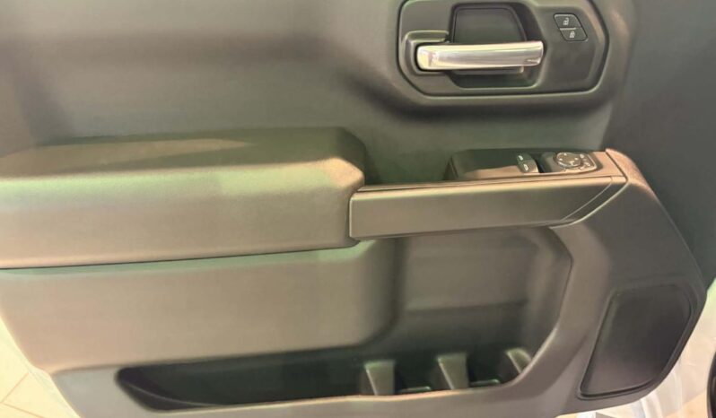 
								2024 Chevrolet Silverado 1500 Regular Cab Long Box full									