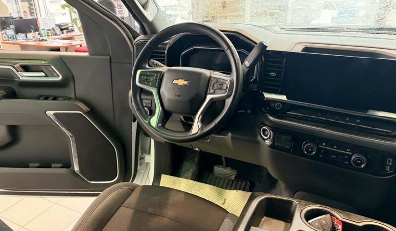 
								2024 Chevrolet Silverado 2500 4wd Crew Cab full									