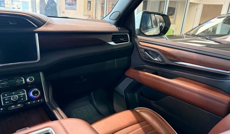 
								2024 GMC Yukon XL 4wd 4dr Denali full									