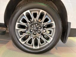 
										2024 GMC Yukon XL 4wd 4dr Denali full									