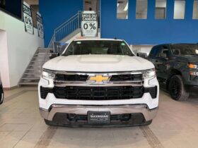 2025 Chevrolet Silverado 1500 Crew Cab Short Box 4