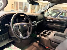 
										2025 Chevrolet Silverado 1500 Crew Cab Short Box 4 full									