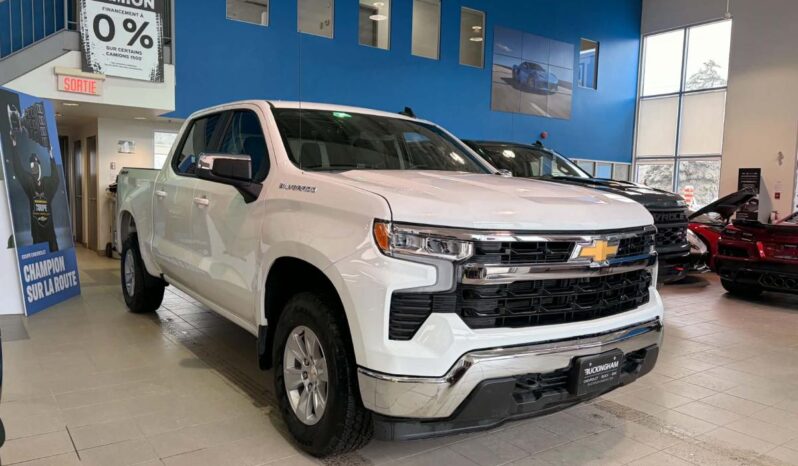 
								2025 Chevrolet Silverado 1500 Crew Cab Short Box 4 full									