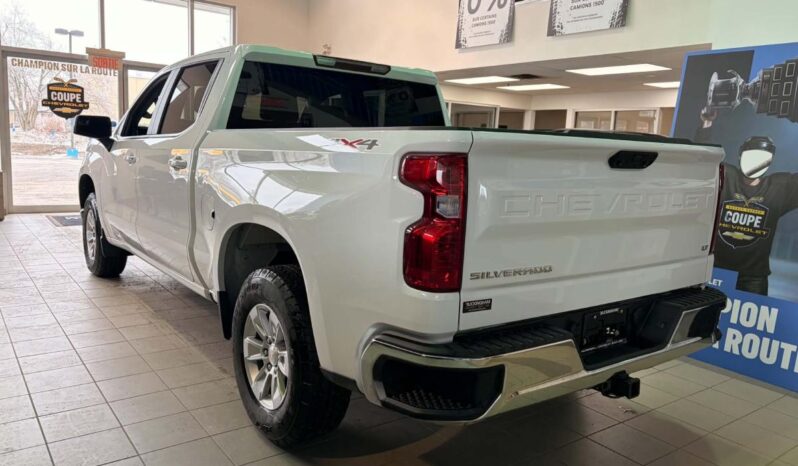 
								2025 Chevrolet Silverado 1500 Crew Cab Short Box 4 full									