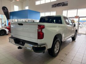 2025 Chevrolet Silverado 1500 Crew Cab Short Box 4