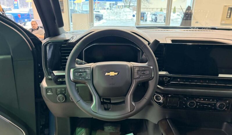 
								2026 Chevrolet Silverado 2500 4wd Crew Cab full									