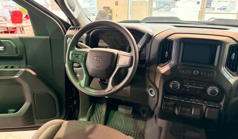 
								2026 Chevrolet Silverado 1500 Crew Cab Standard full									